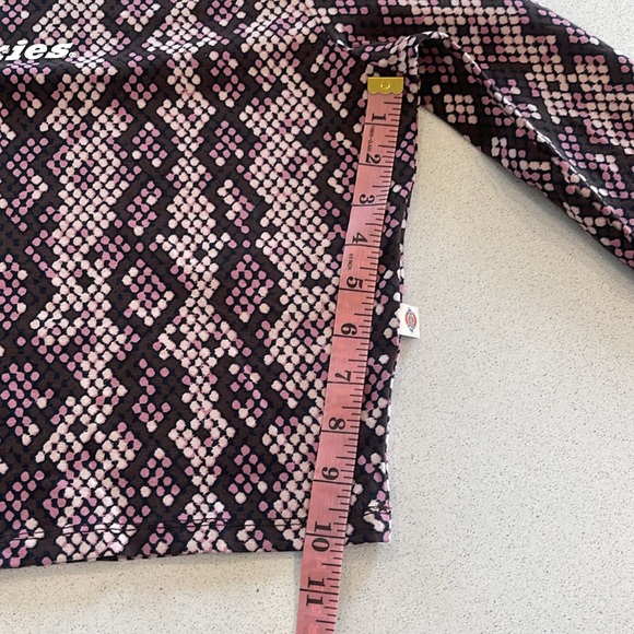 NWT Dickies Women’s Long Sleeve Cropped Tee - Size L - - Picture 11 of 11